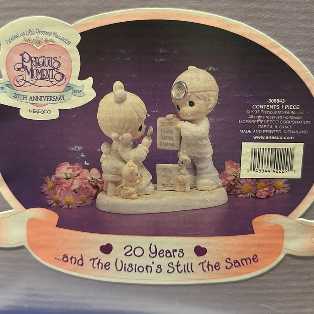 Precious Moments 20th anniversary figurine - Picture 5 of 5